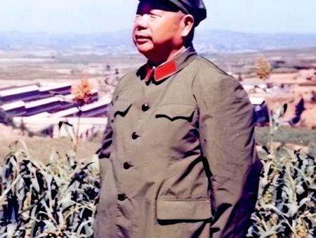 1972年，沈阳军区空降新任副司令员，个别干部盯着那个“副“字眼皮都不抬，连接风