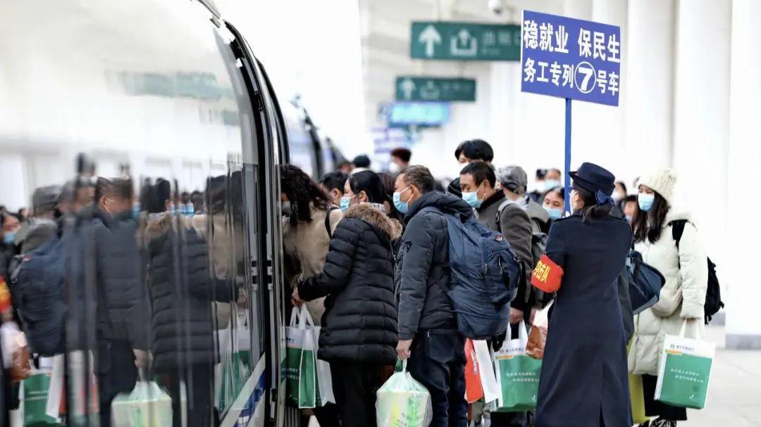 2亿农村老人养老金为啥不能翻个倍?