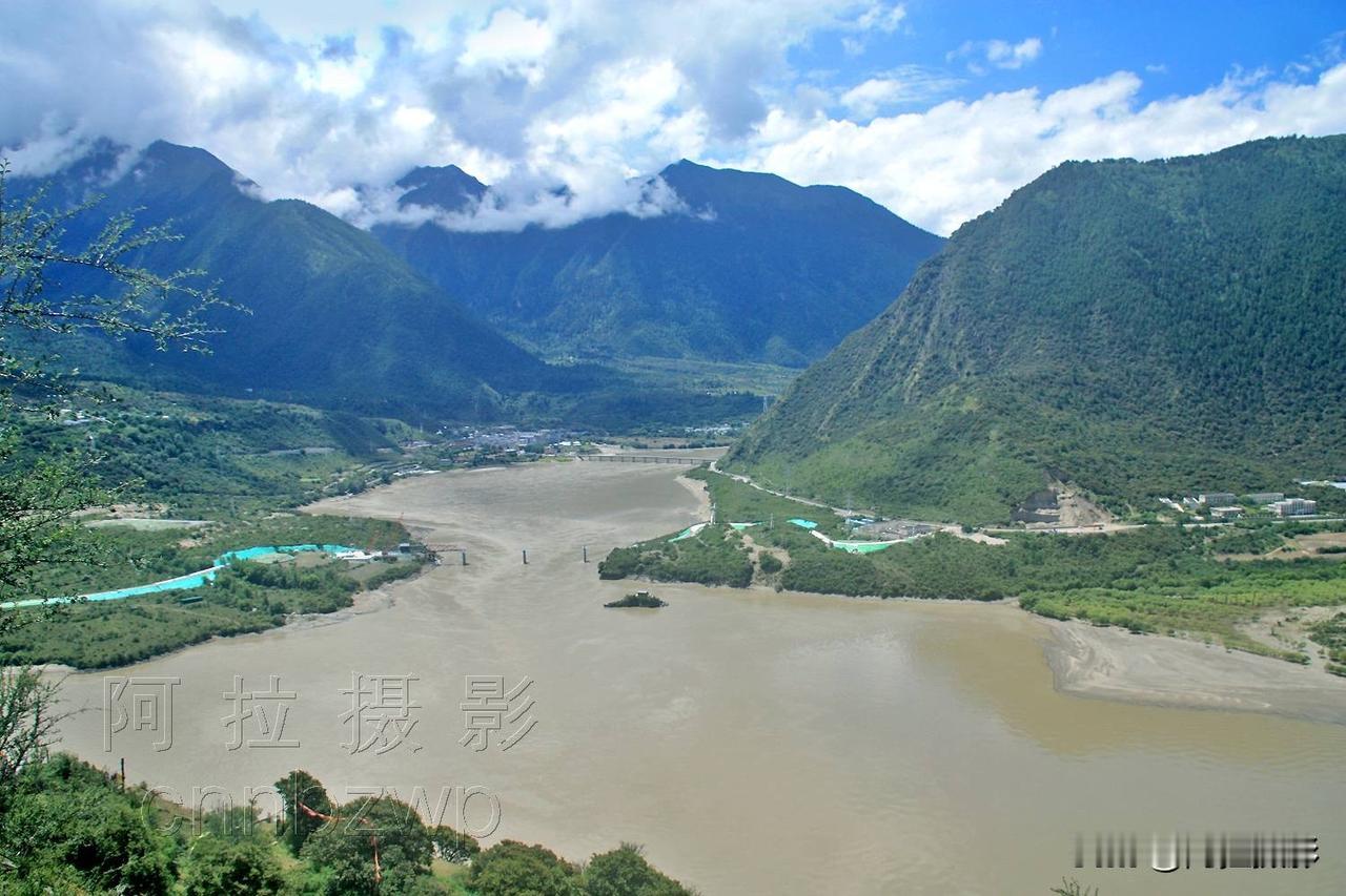 到世界最大峡谷观中国最美山峰👏👏👏