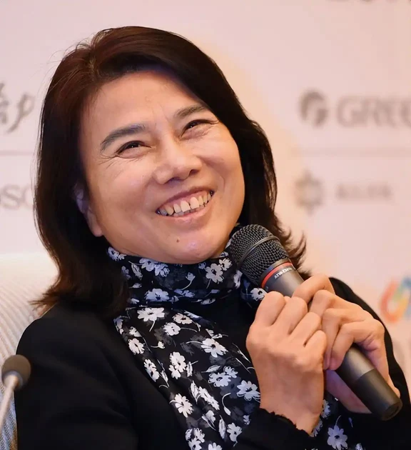 董明珠卸任格力电子商务公司职务