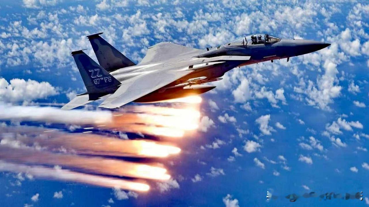 战斗机被雷达锁定后，还能甩掉导弹的追击吗？其实，无论是歼-20还是其他战机，被雷