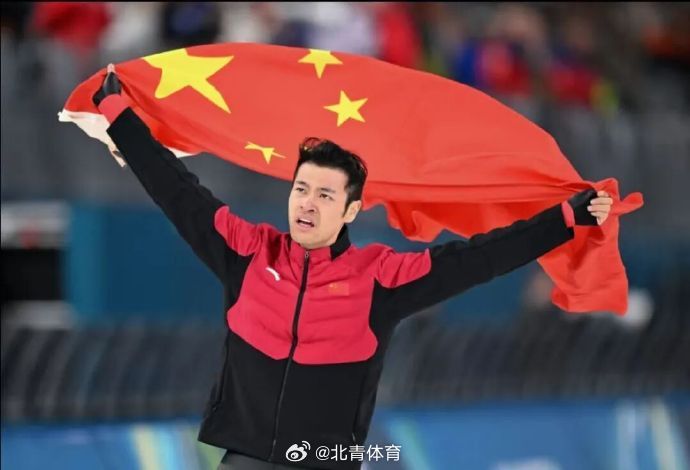 哈尔滨市体育局消息，米兰-科尔蒂纳冬奥会速度滑冰男子1500米冠军已经...