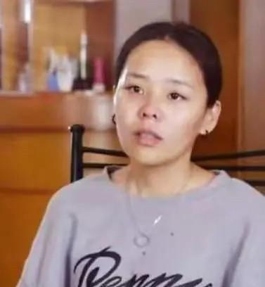 熊磊哭了！她外表虽然看似非常坚强，甚至还有点不讲理，但是每个人都有软肋，其实她自