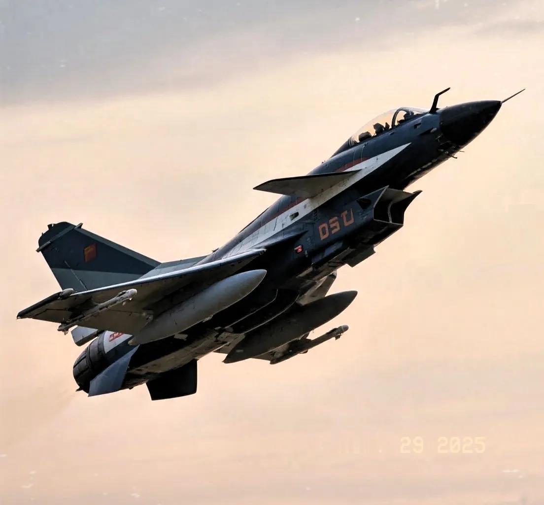 刚看迪拜航展新闻，脑子瞬间嗡了！1600架的订单量，咱们中国头一回在这拿了订单第