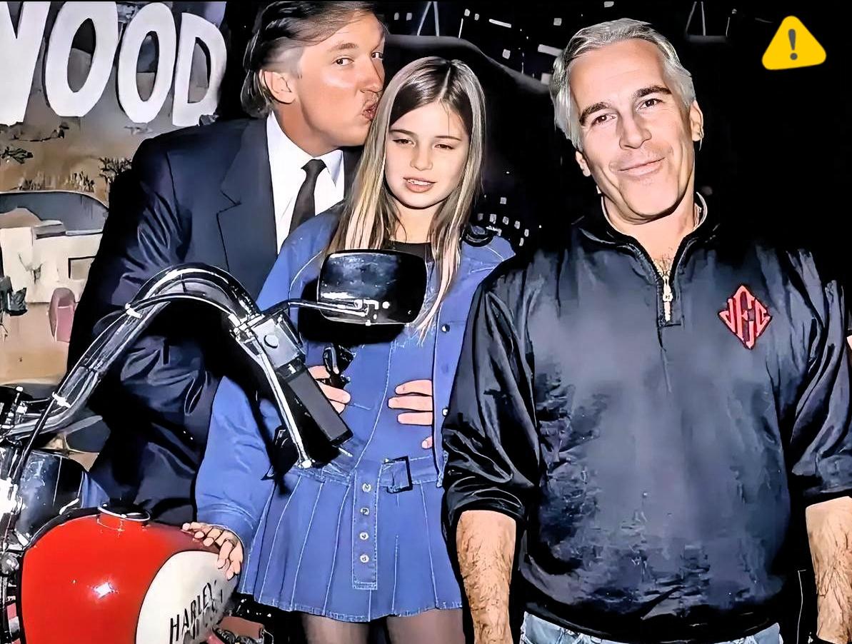 大瓜实锤！特朗普爱泼斯坦合影曝光，哪是点头之交，分明是圈内熟友！这张合照一