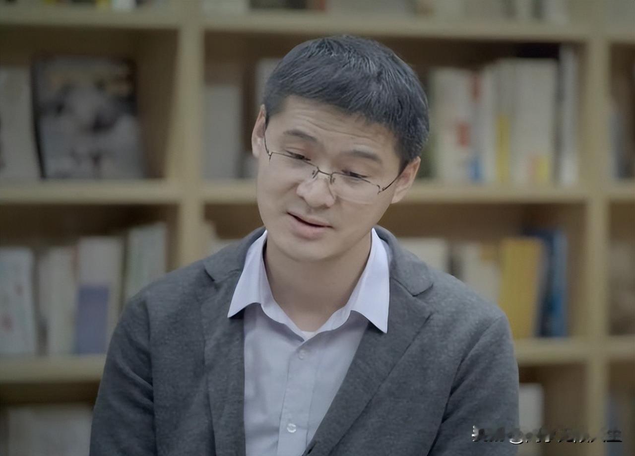 罗翔老师说:“不要和抠门的人结婚，因为抠门的人是没有爱的，很多人以为抠门是勤俭节