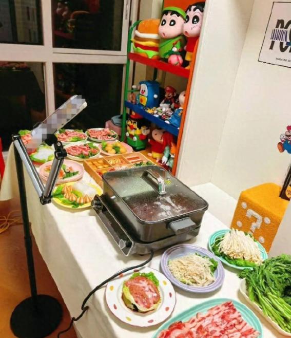 福建福州，自媒体美女小丁，在网上分享了一段新家装修的视频，引发全网热议！这事为什