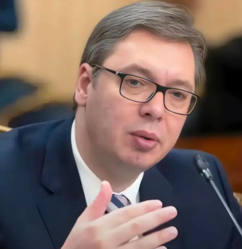 塞尔维亚国家安全委员会召开会议，会后武契奇表示：“在委内瑞拉的行动之后，我们必须