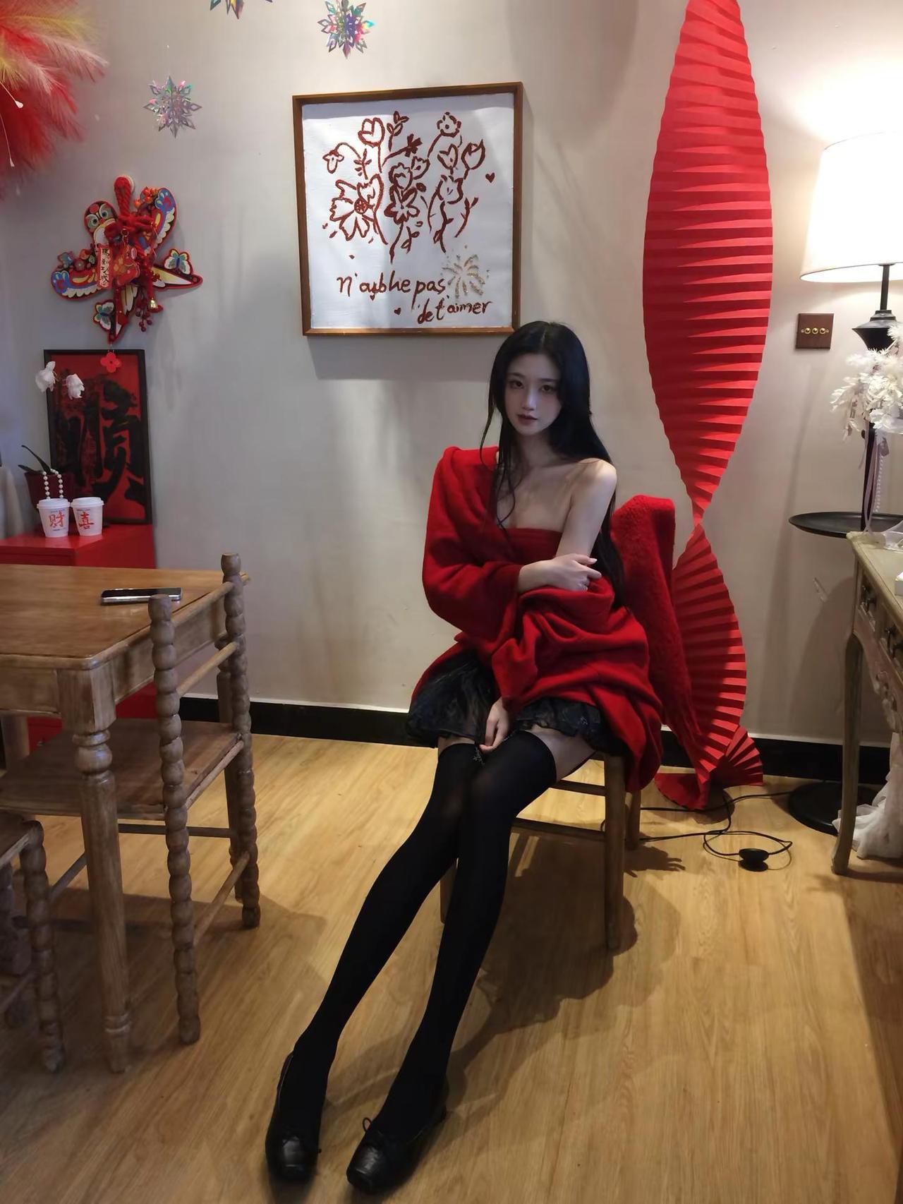 都怪我太胆小只会看着你傻笑