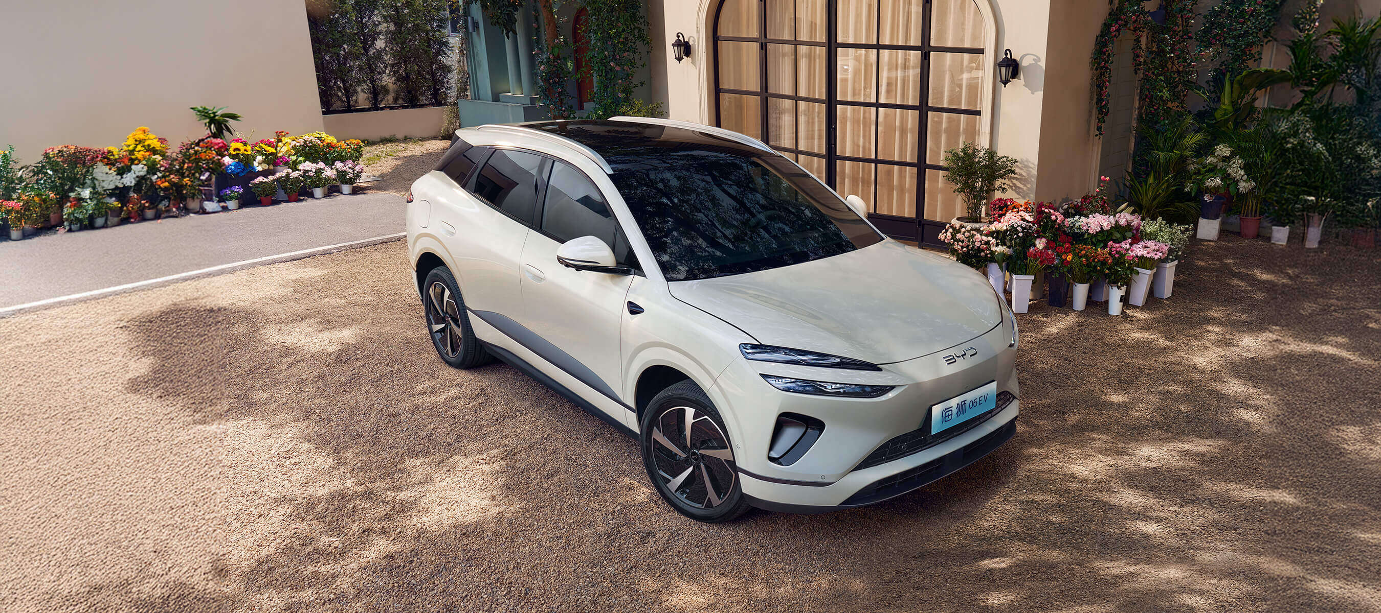 华说此车比亚迪海狮06【外观篇】你还记得你初次看到海狮06的图片反应吗？反正我