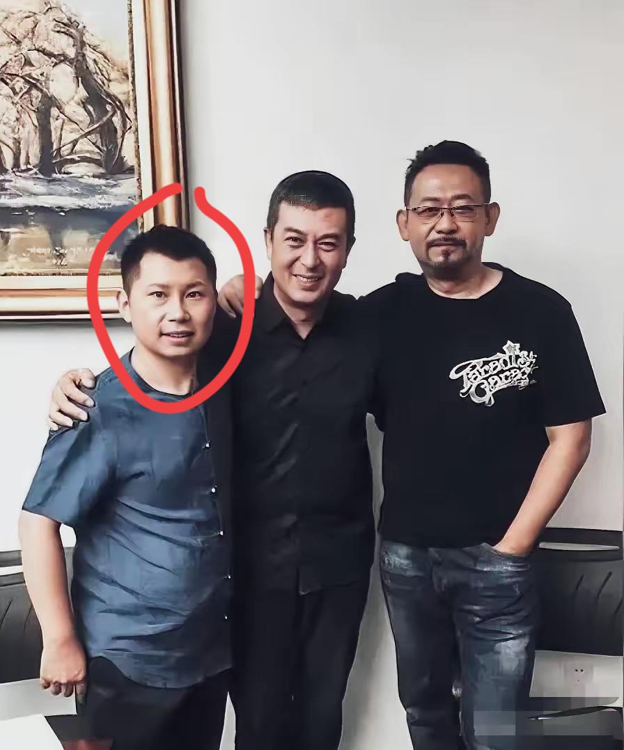 姜武和张嘉译我认识，另一位男的是谁？