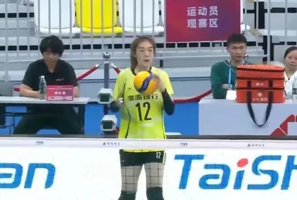 天津女排“开门黑”有点出人意料，孟豆传球思路要做出改变？山东女排胜在哪里？