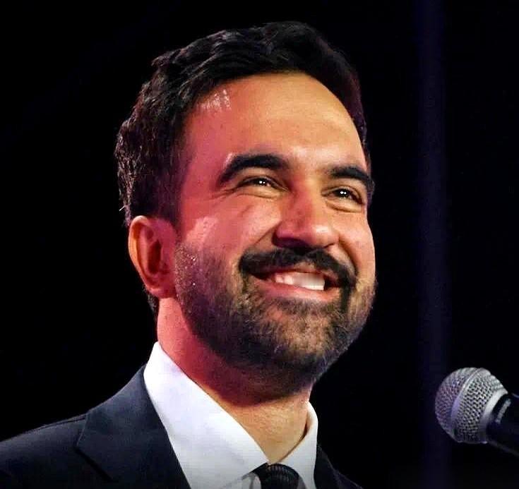 纽约新选上的那个市长，一下把两拨人都给干沉默了。一拨是特朗普，另一拨，你猜不到