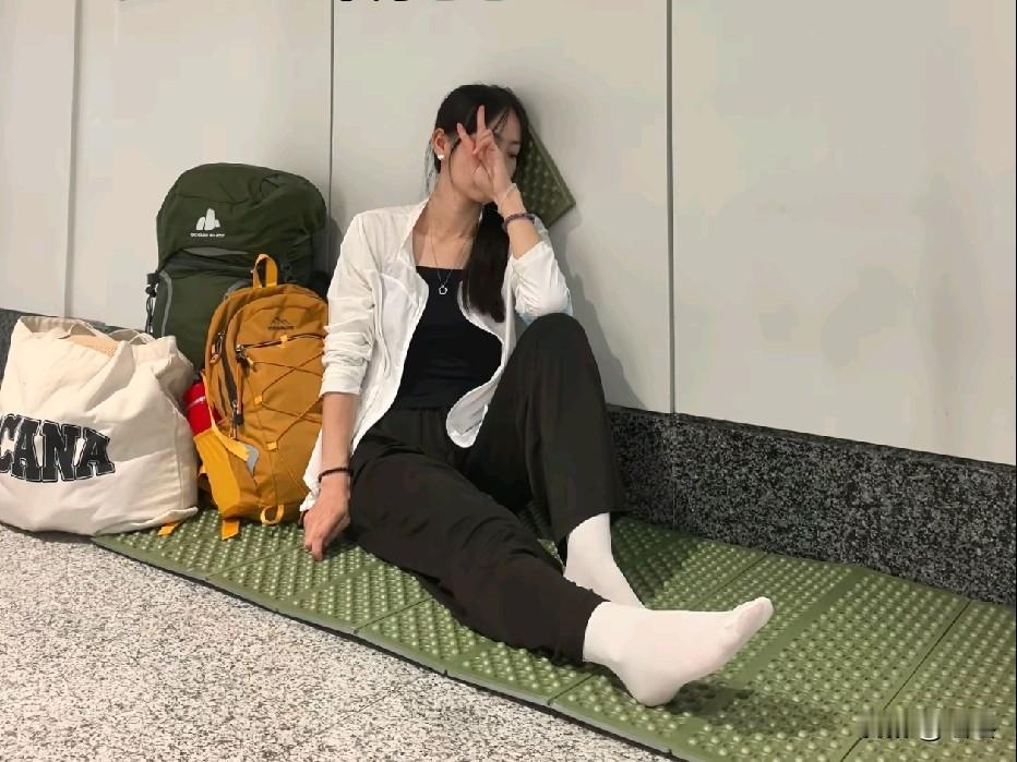 听说有一种女孩没苦硬吃，看来是真的