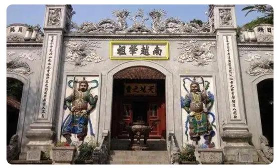 2026年，世界依旧喧嚣。就在各国忙着谈能源、拼经济、抢科技红利的时候，越南的教