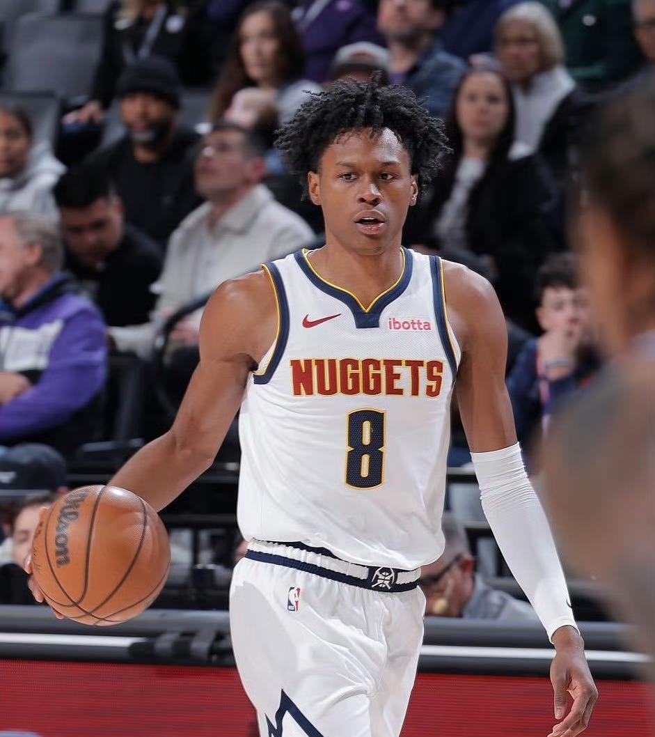 据《丹佛邮报》报道，掘金队明年夏天可能无力留下佩顿-沃特森：“沃特森与掘金未能