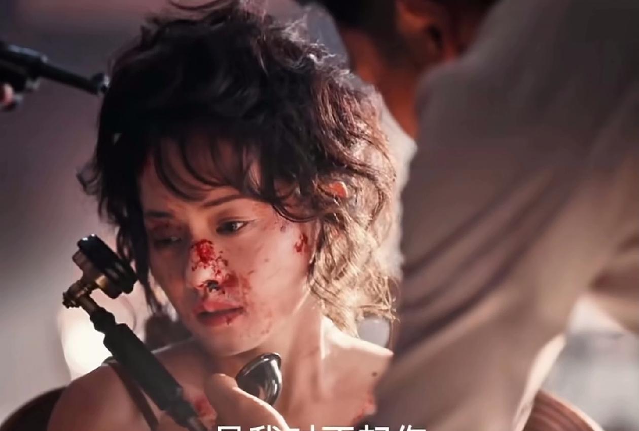 《灼灼韶华》康二妞死了！夏元和日本人为了拿到万灵丹秘方，用康二妞的性命威胁褚韶