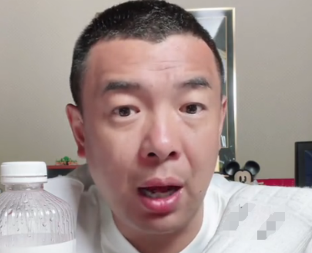 徐亮呼吁国足停降薪，网友怒批