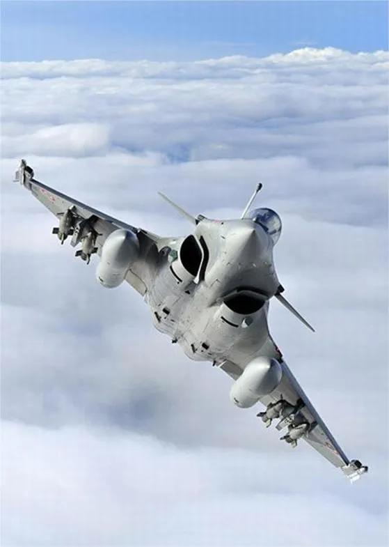 印度说：“颤抖吧，东大！我们已经向法国购买了114架阵风战斗机，我们已经是全球第