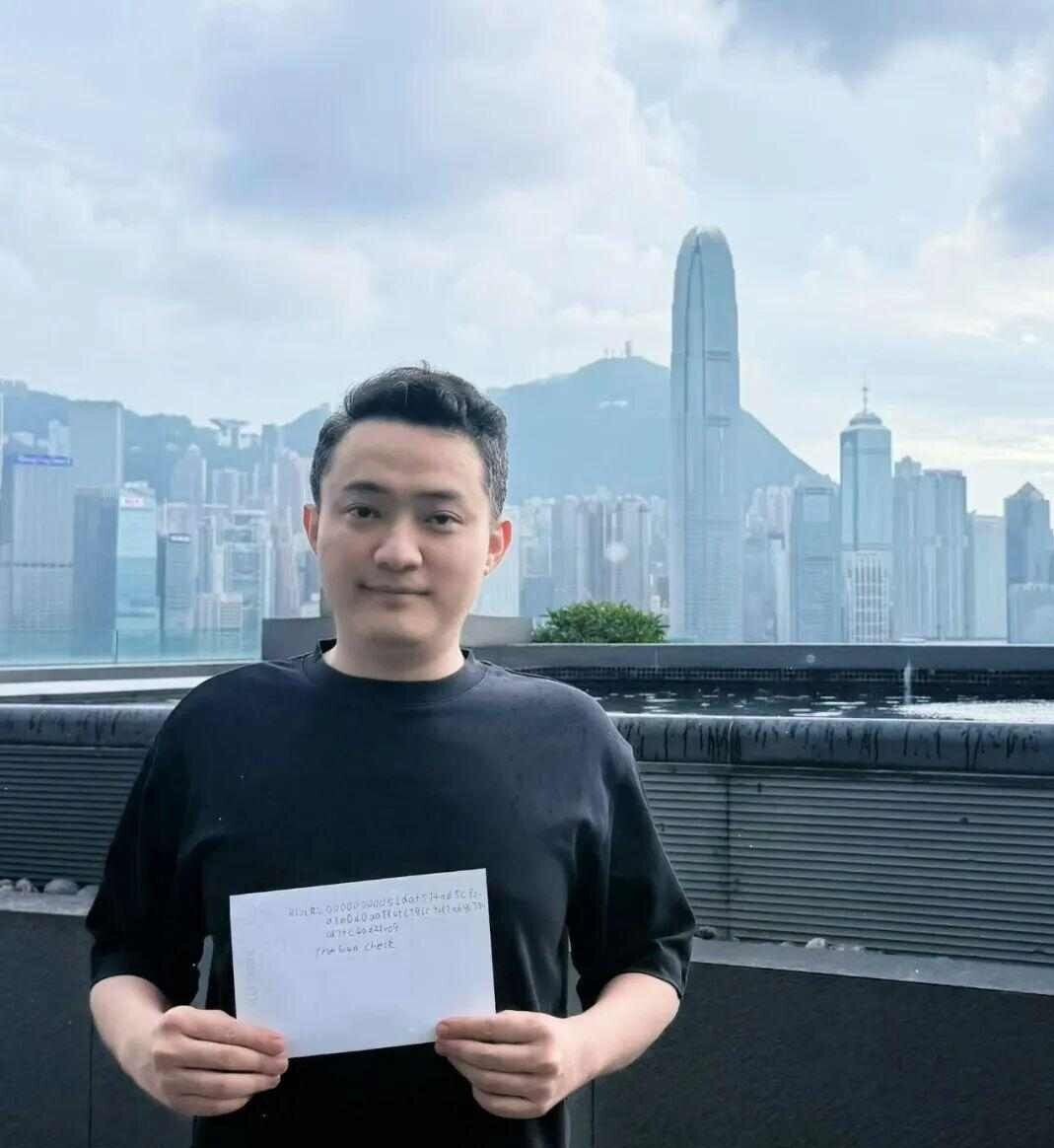 谷爱凌回了个骷髅头，打了谁的脸上个月底，孙宇晨那点彩礼破事还没凉透，微博上突然炸出一张聊天截图，主角
