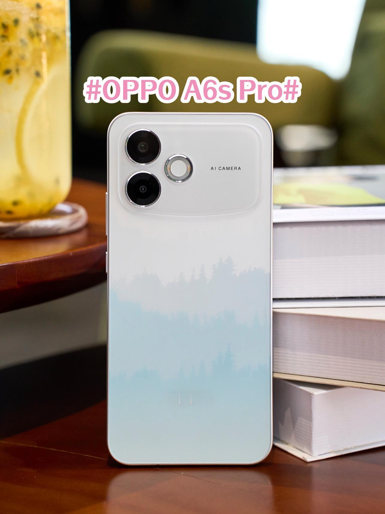 OPPO新手机这个外观真的夯到我了！有一说一，我一眼就被OPPO这新机的外观