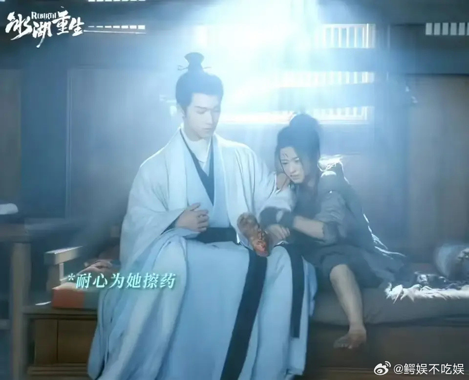 李昀锐和黄杨钿甜真的没cp感，谁能分清这是情侣还是父女？