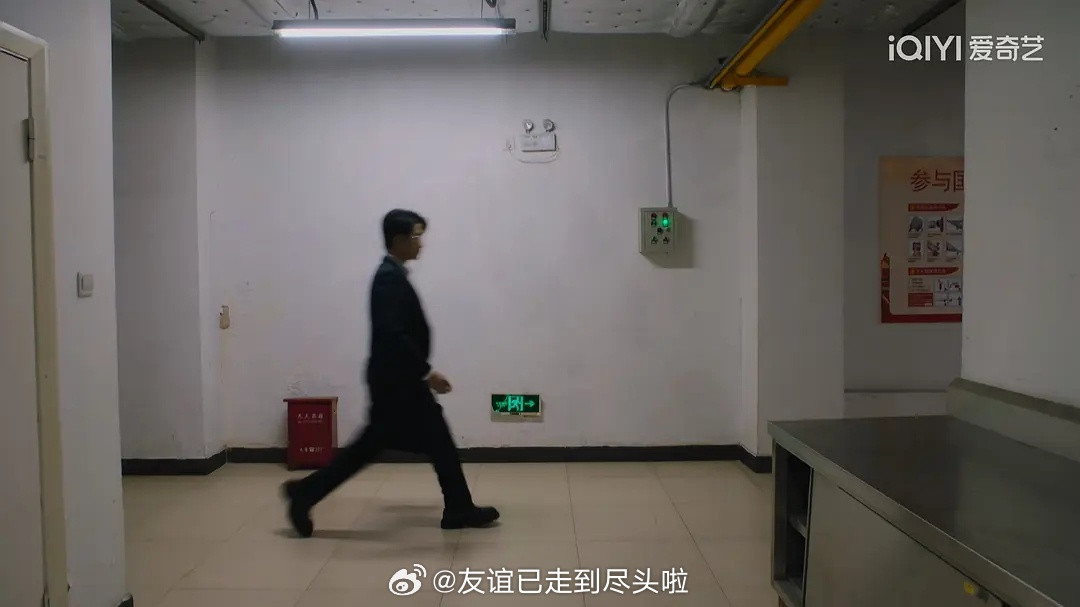 感觉檀健次真的不适合现偶，剧组选角也很离谱，配了个大骨架的高个美女，和王楚然同框