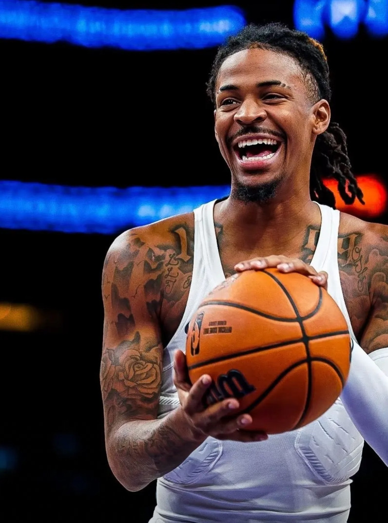 灰熊射日！灰熊114：113险胜太阳，看看球员数据，谁是赢球功臣？！1、莫兰特