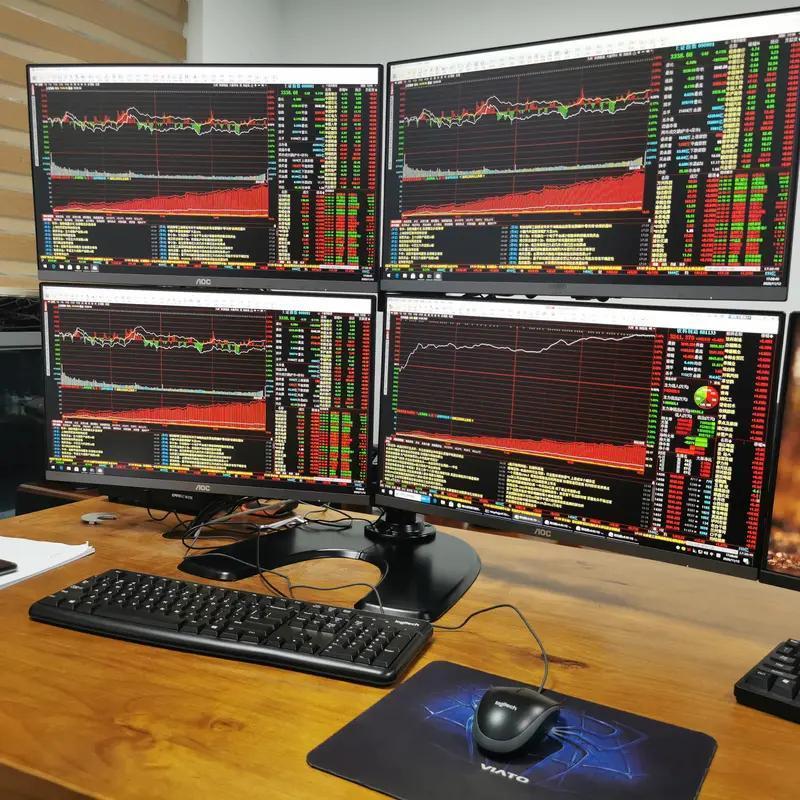 炒股一年翻十倍，你们信吗？朋友炒股太牛了！不到一年的时间，手里的股票直接翻