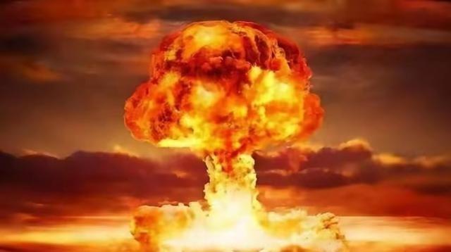 美国专家表示，一旦美方向着中方开战，不管是核武器还是航母等各种先进武器，中方都会