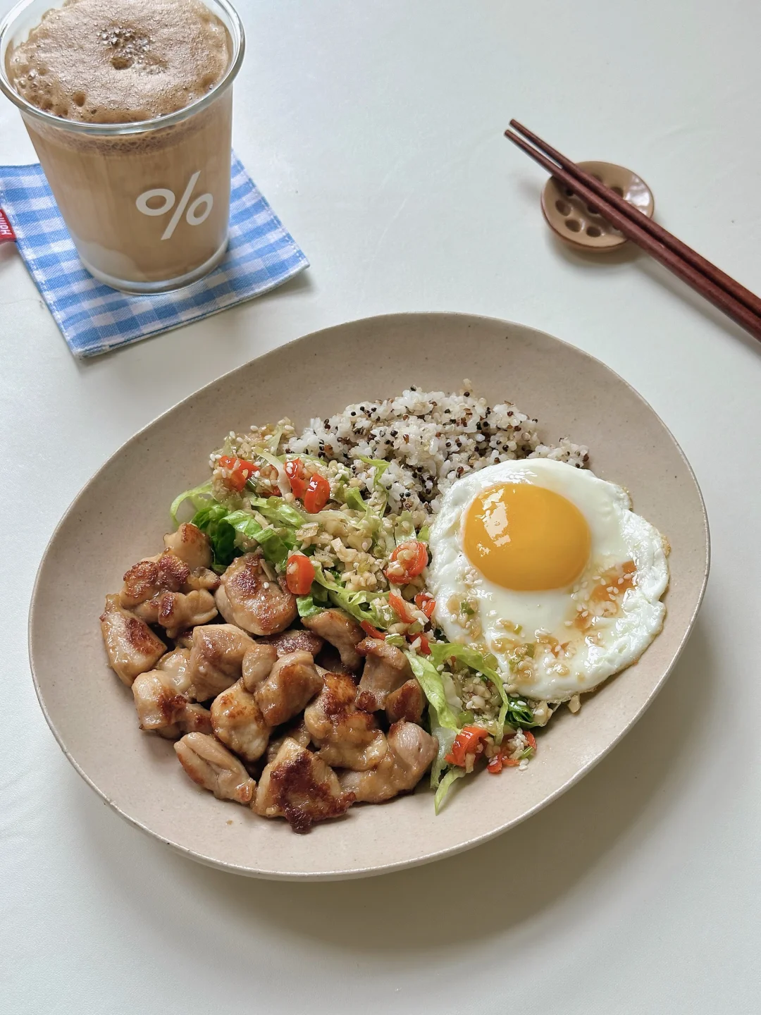 🥗400cal自律餐·低卡鸡腿肉生菜拌饭