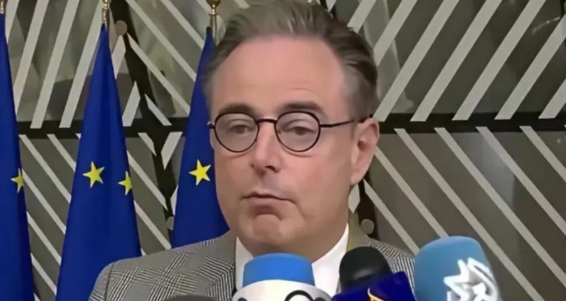 比利时首相德韦弗在欧盟峰会上说,“即使在二战期间也未没收冻结任何国家资产,如果我