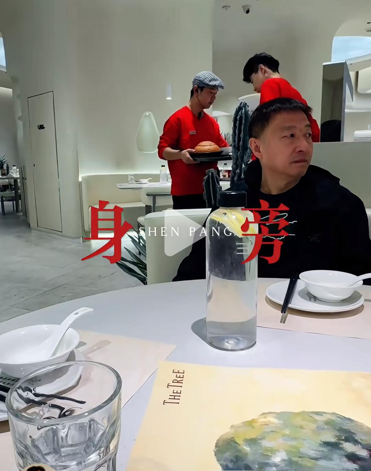 陈振江教练更新：WTT新加坡大满贯vlog！陈振江教练在国乒退休后，活跃度高