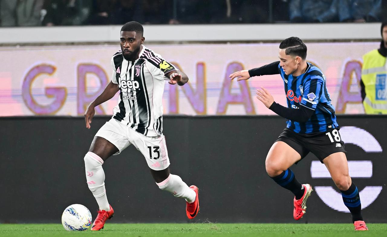 【博加的自我救赎】博加加盟尤文图斯后，立即积极配合教练的训练，打消了人们对他身体