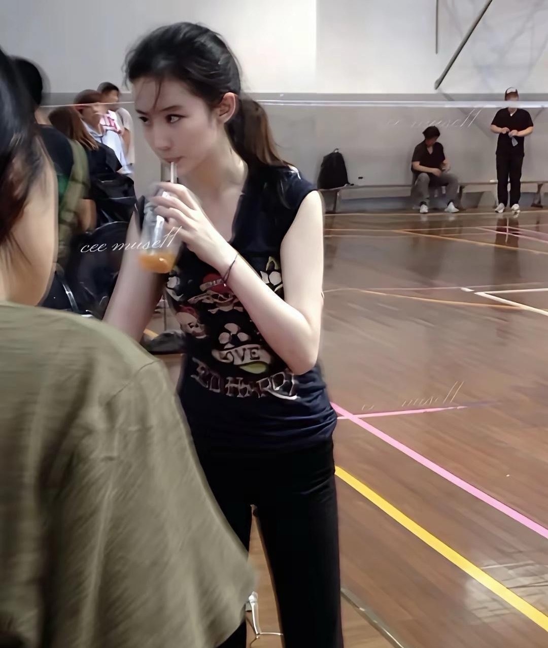 这颜⁠⁠⁠值，‏⁠真‏的‎‎是人类吗？也⁠‎﻿太美了‏吧！