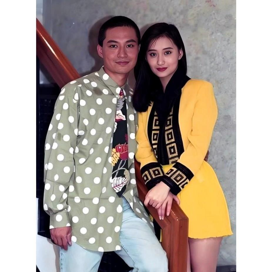 这是陈德容与马景涛年轻时一张合影老照片，拍摄于上世纪九十年代初，年轻时候的陈德容