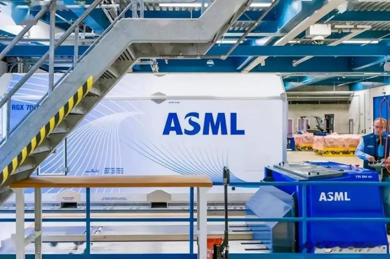 荷兰：因为巨额赔款为安世低头荷兰方面要来中国谈安世半导体事件了，欧洲媒体披露