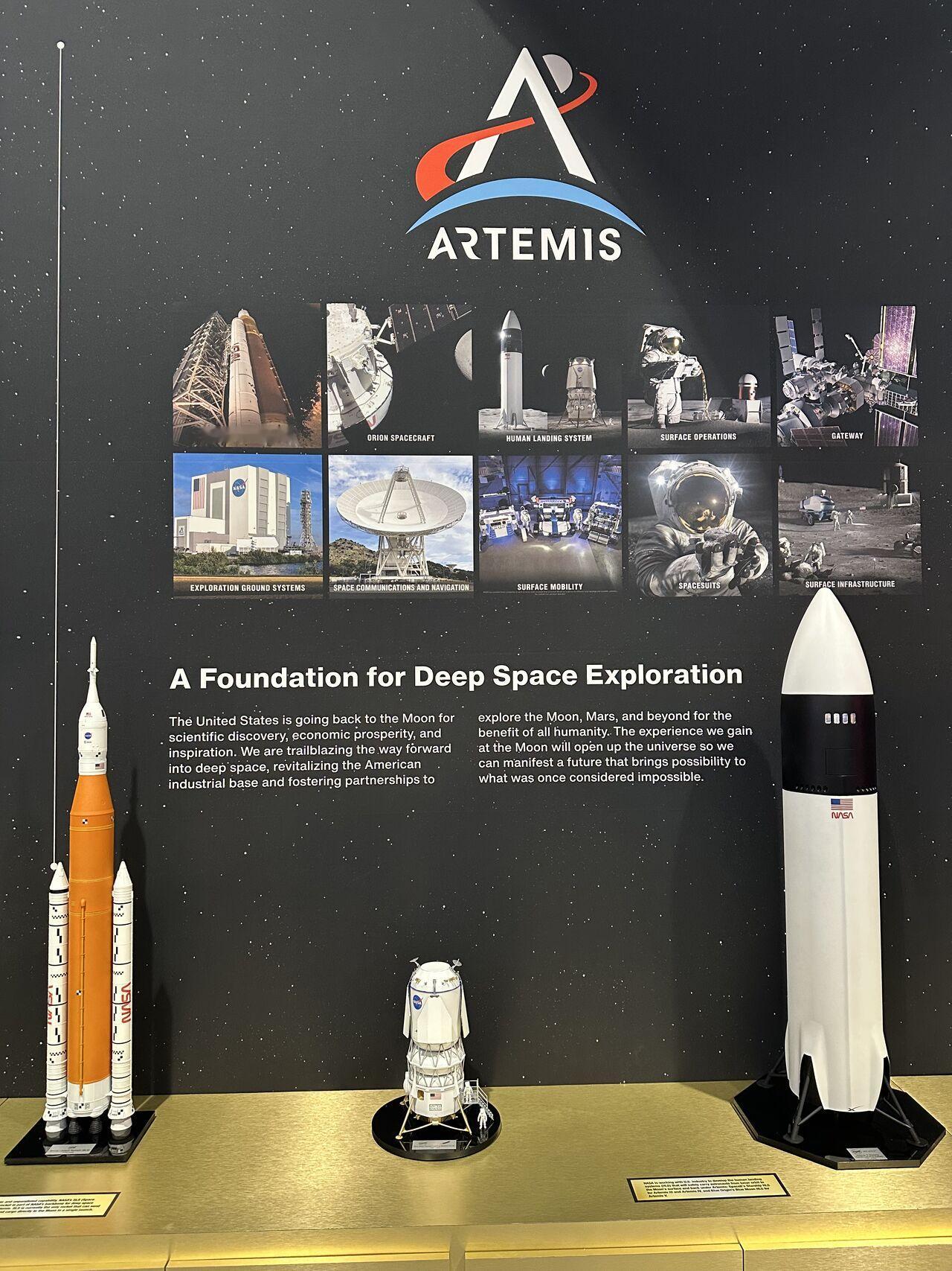 美国新版月球车模型，由于“太空探索”(SpaceX)公司的月面着陆版星舰开发延误