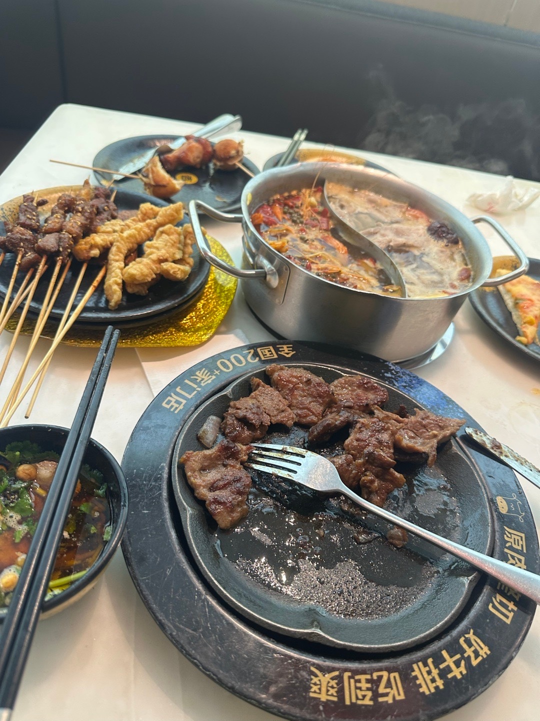 昨天吃得饱饱，都吃撑着呢？可能这段时间都不会出去吃了，又长胖几斤了，这是