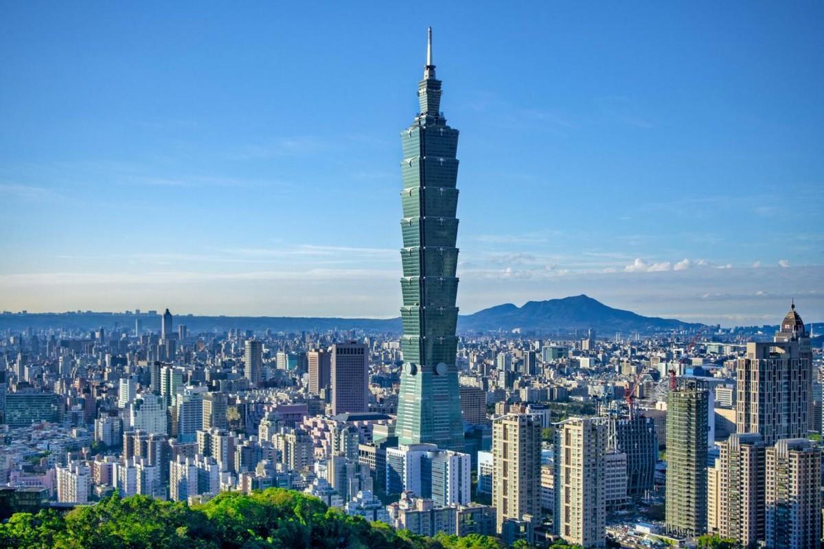 综合各方面的信息，台湾地区外事部门负责人林佳龙于8月26号到27号，以所谓基金会