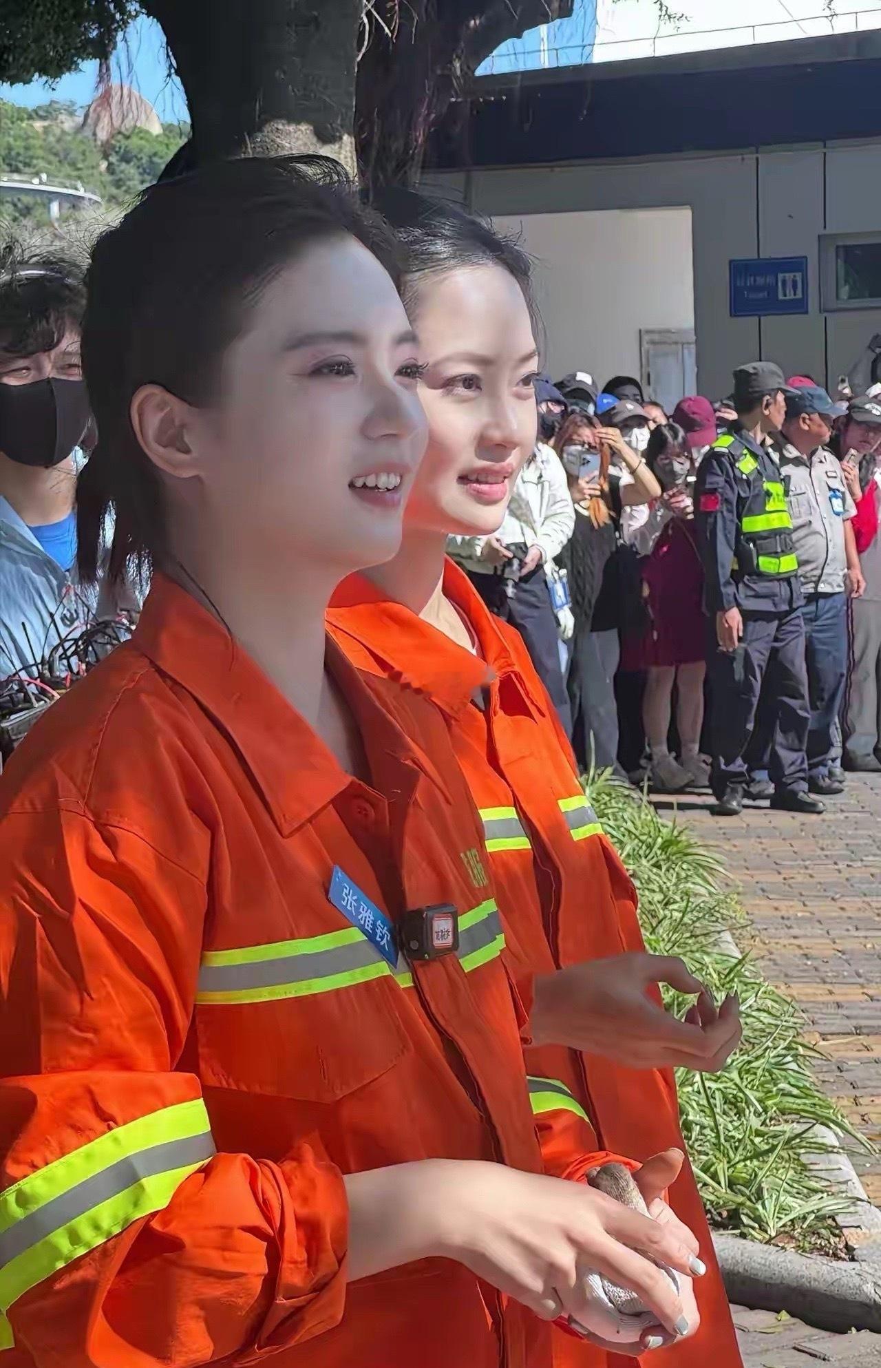 这么年轻怎么去做环卫工了