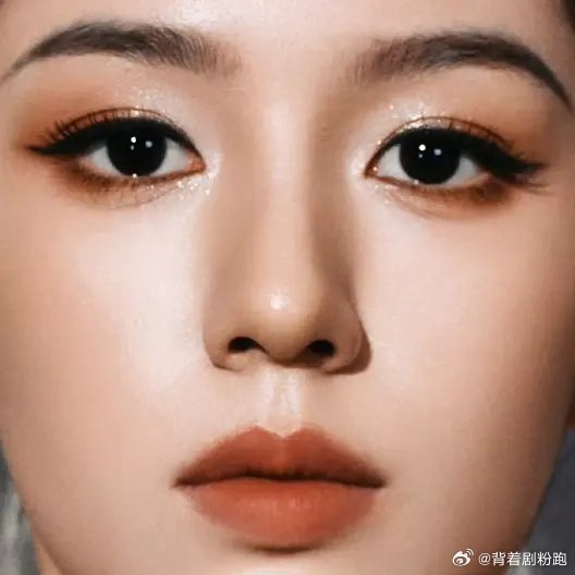 内娱女流量五官大赏，谁让你一眼惊艳？张婧仪、赵露思、周也白鹿、王楚然、宋祖儿虞书