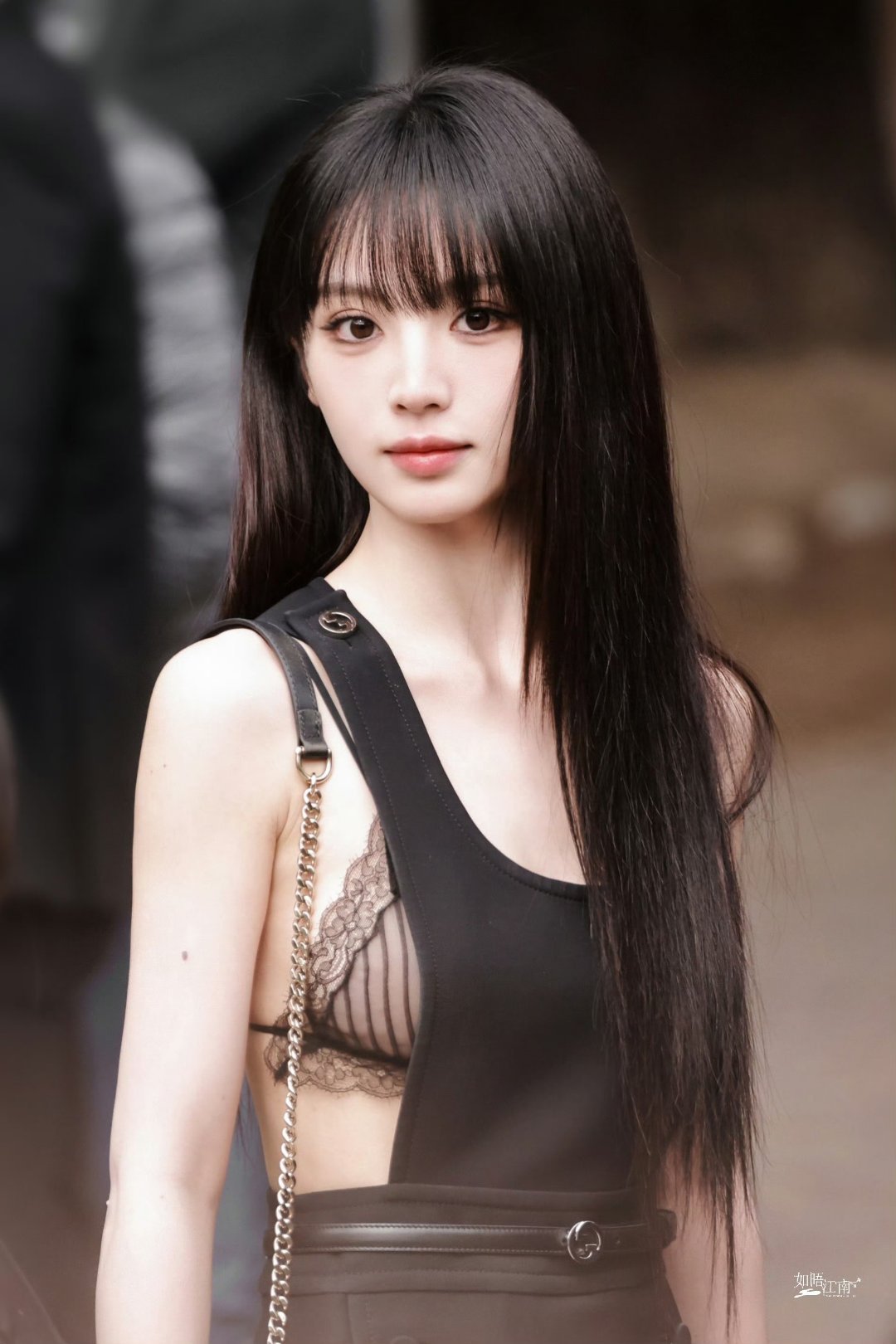 这个田曦薇真是什么风格都能驾驭黑长直的神​​​
