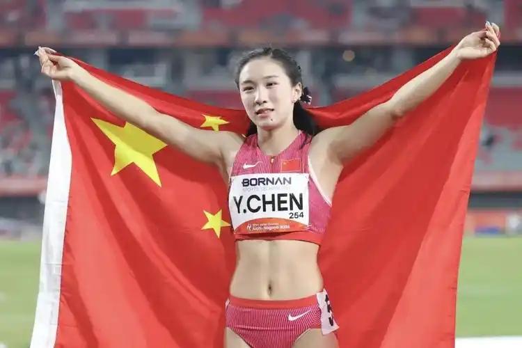 陈妤颉就是现在的亚洲短跑之王，是短跑界的“孙杨“，是浙江宁波人，也是浙江的骄傲。