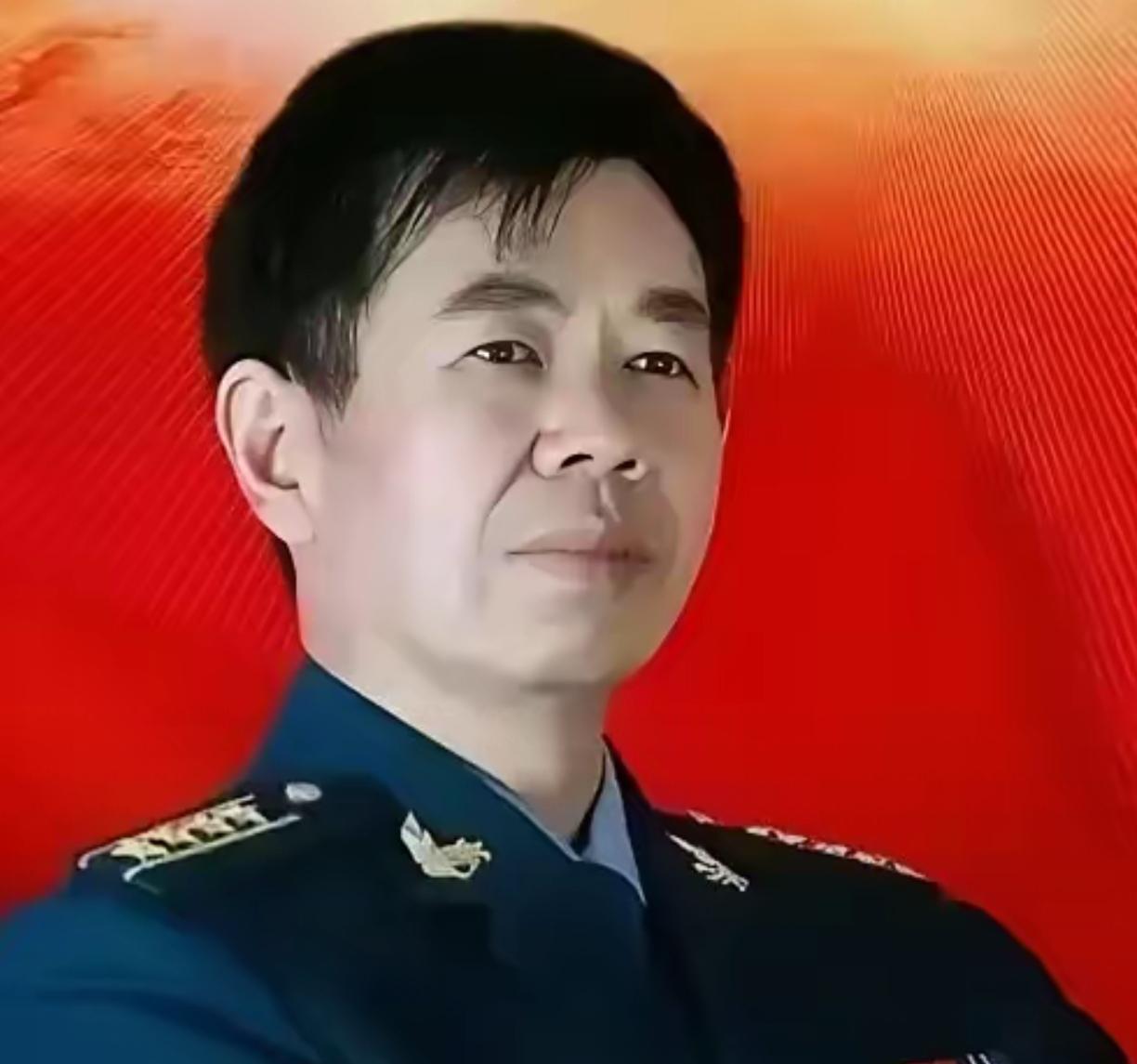 戴旭大校以前因为说话硬气，被不少人骂成极端好战，一堆人追着怼。现在回头看，