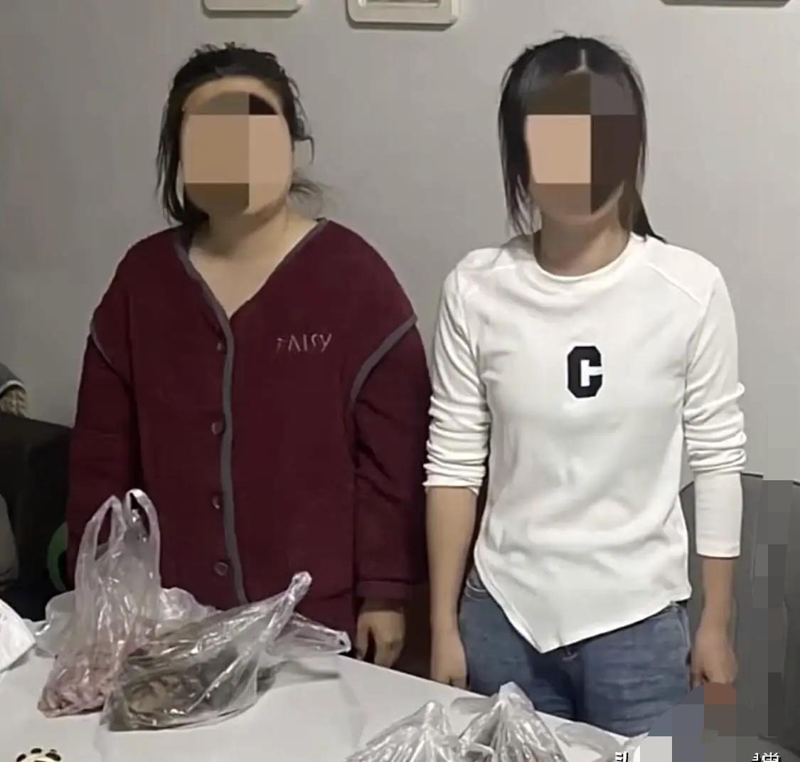 山东济南，两位女生花费88元去吃自助，硬生生从中午吃到晚上，周围的客人走了一波又