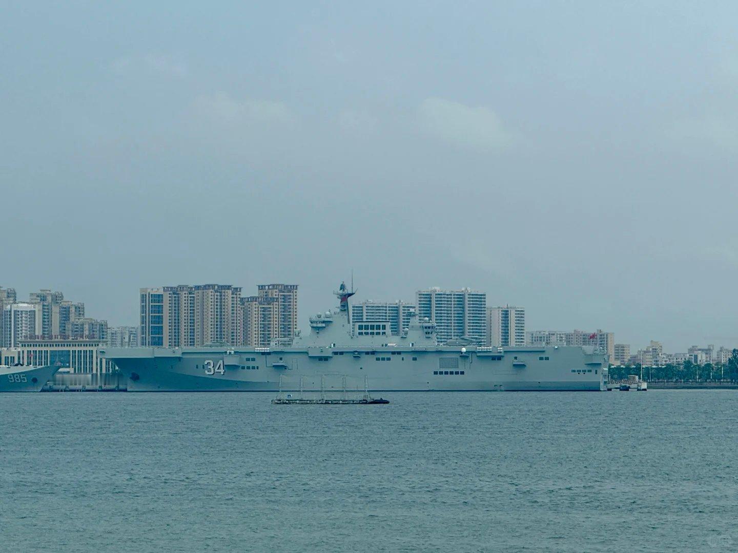 34号湖北舰新图，哎。。。心情复杂[捂脸哭]图源推特烽火问鼎计划​​​