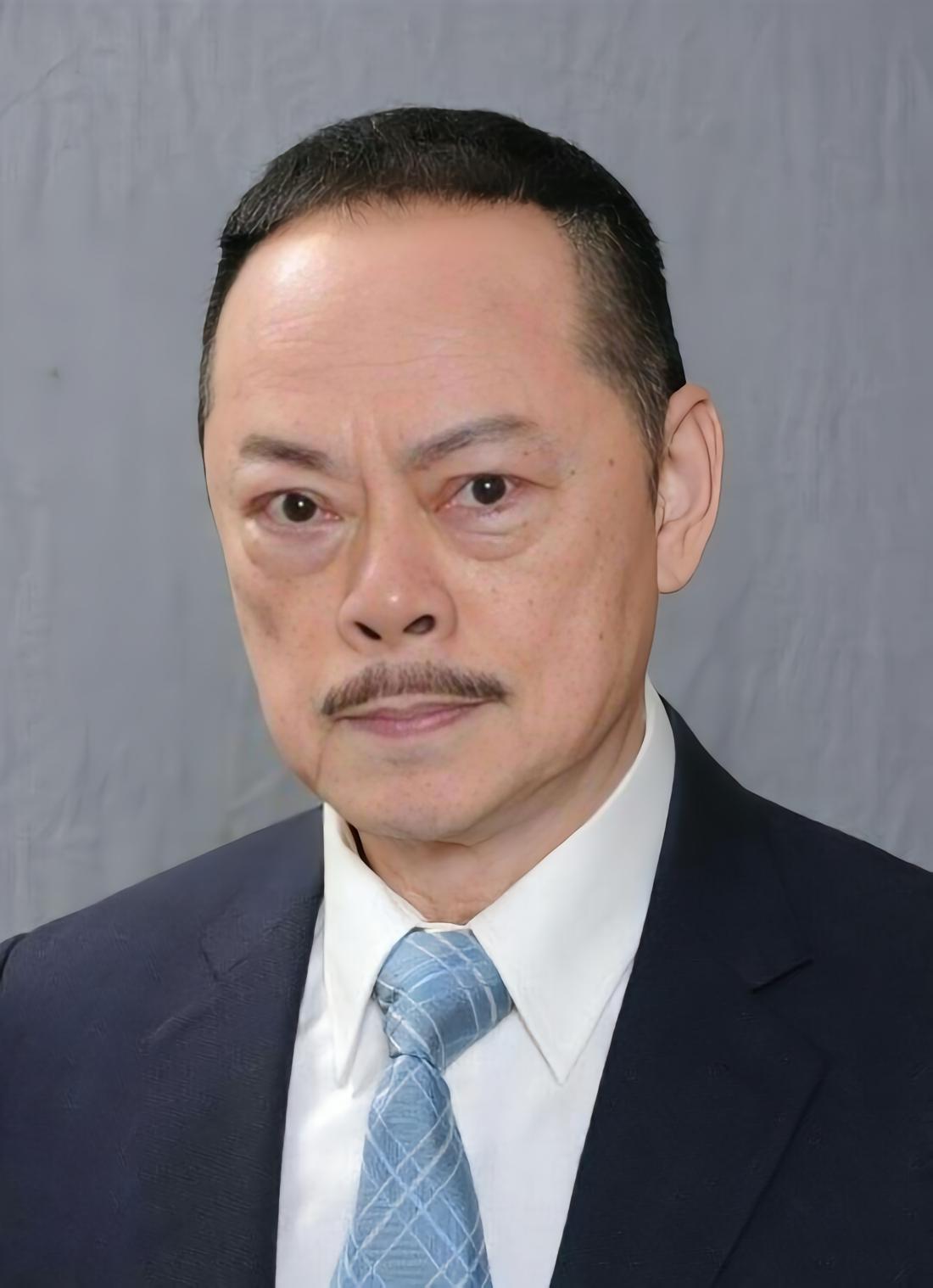 罗乐林，1943年生于香港，横跨佳视、亚视、TVB三平台的影视常青树，香港初代武