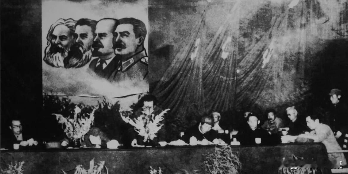 【周总理历史上的今天——6月21日】1944年5月21日，中共六届七中全会第一