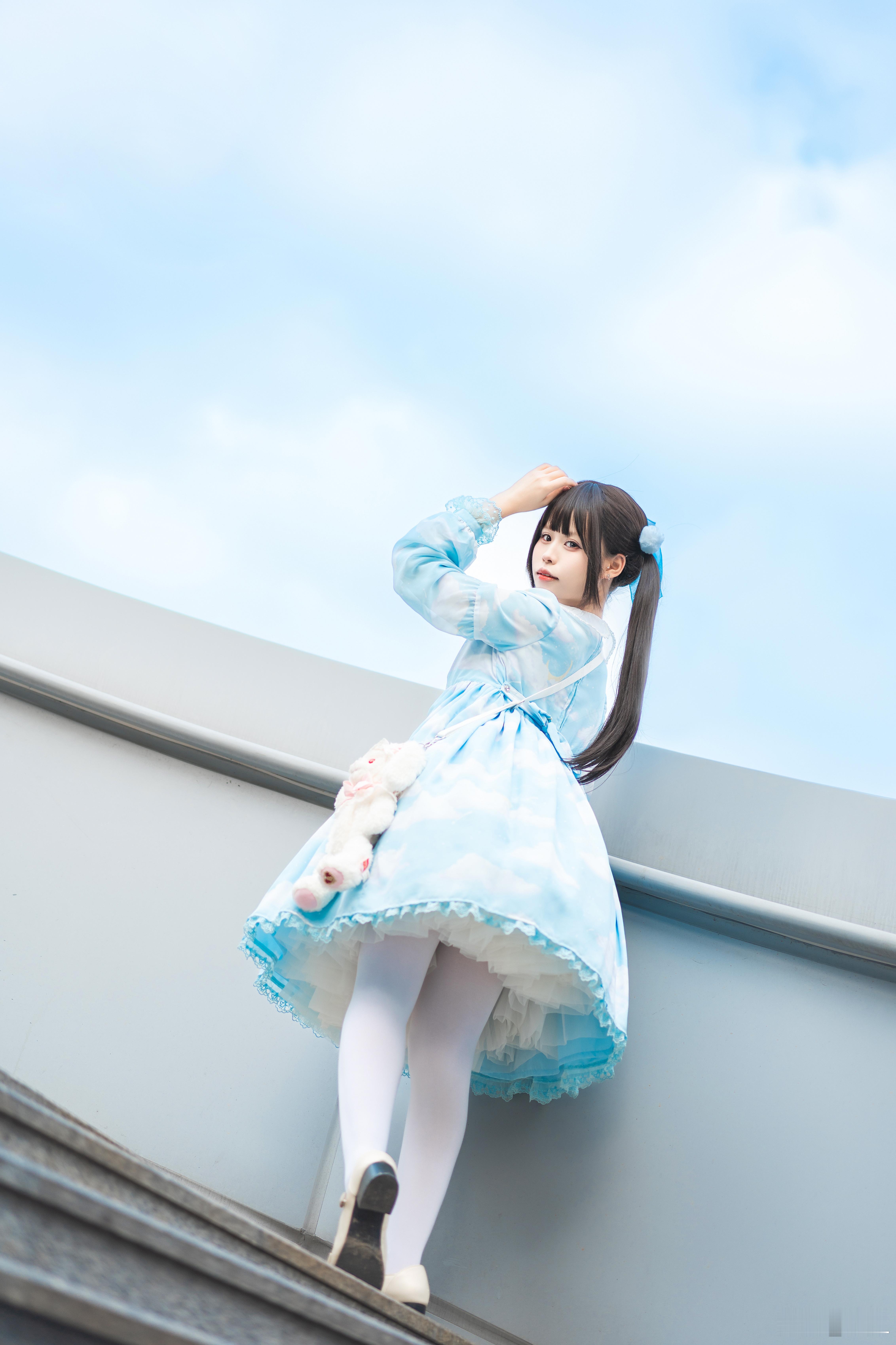 LOLITA出镜：📷：少女写真